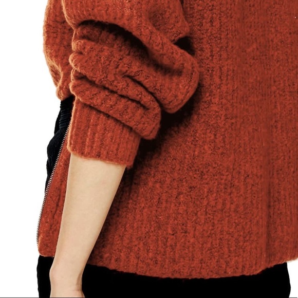 NWT! Topshop waffle knit sweater with zip detail - Picture 3 of 4
